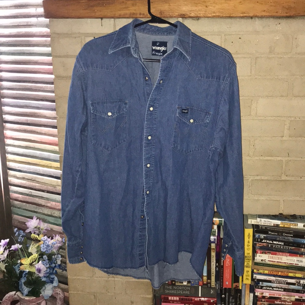 Vintage Blue Jean Wrangler Snap Button Long Sleeve